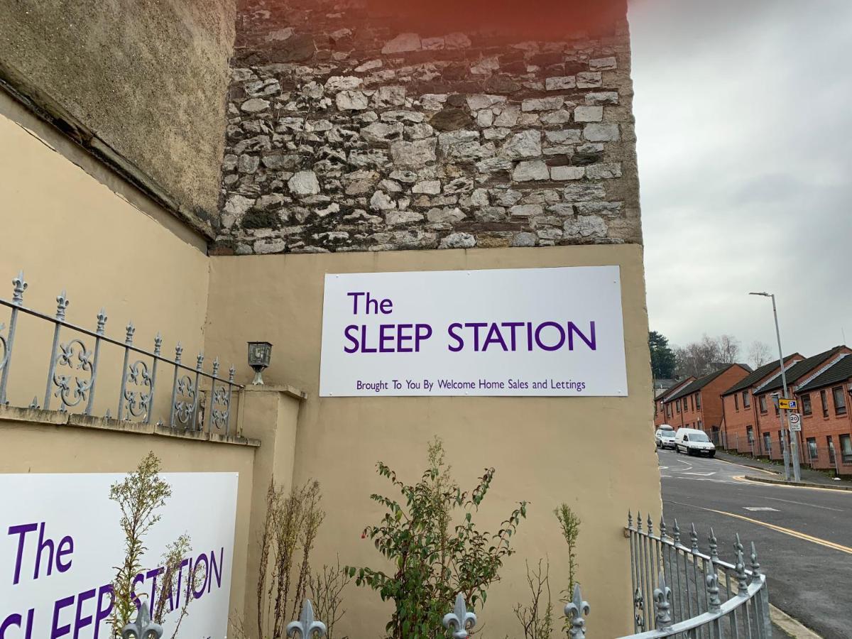 The Sleep Station Newport Hotel Екстериор снимка